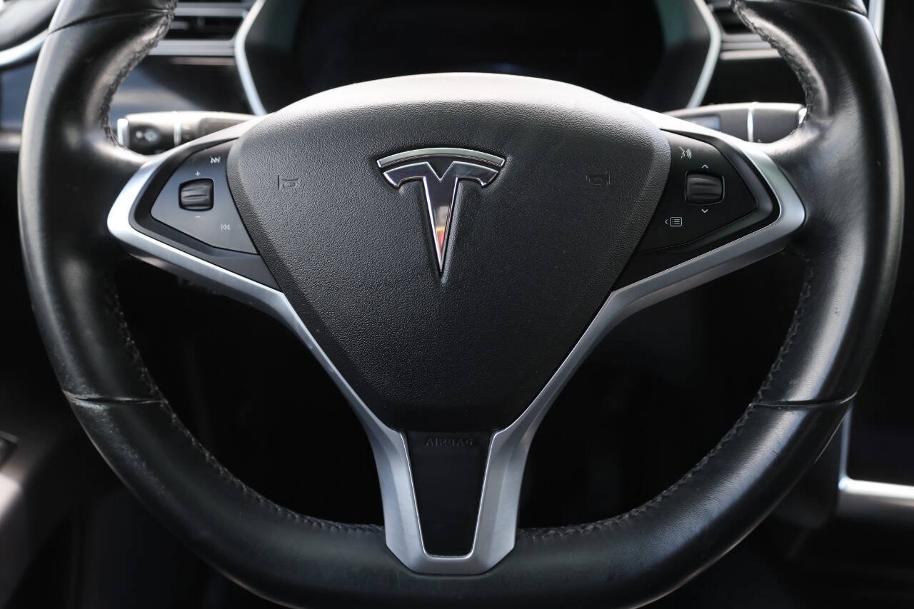 Used 2018 Tesla Model X 75D AWD/4WD image 18