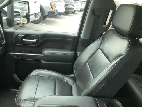 Used 2020 Chevrolet Silverado 2500 LTZ w/ LTZ Plus Package image 22