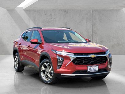 Used 2025 Chevrolet Trax LT w/ LT Convenience Package