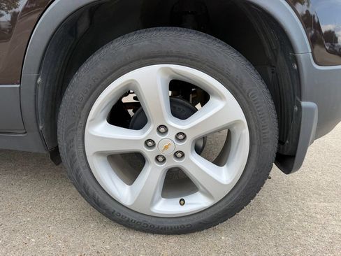 Used 2015 Chevrolet Trax LTZ w/ LPO, Protection Package FWD image 6