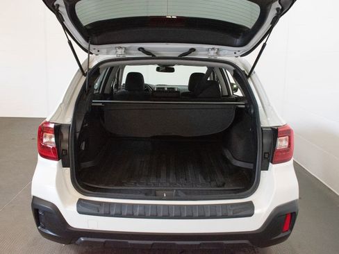 Used 2018 Subaru Outback 2.5i Limited w/ Popular Package #2 image 25