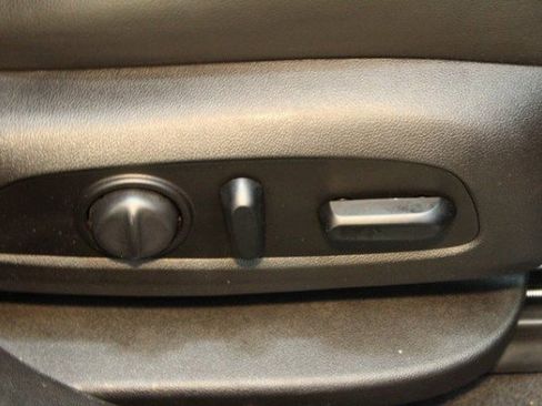 Used 2018 GMC Acadia SLT image 7