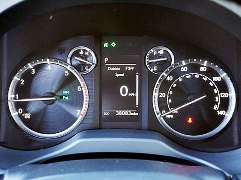 Used 2023 Lexus GX 460 Premium w/ Premium Plus Package image 36