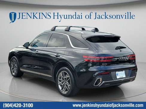 Used 2023 Genesis GV70 2.5T w/ Select Package AWD/4WD image 8
