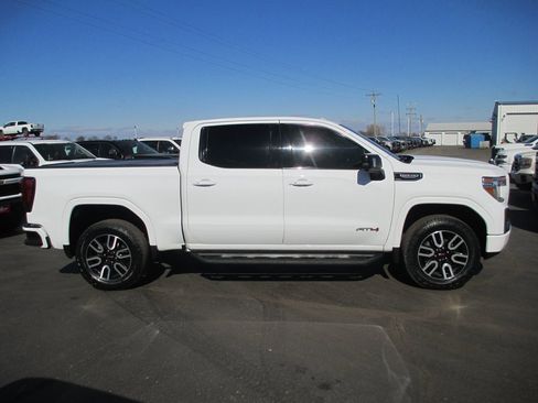 Used 2021 GMC Sierra 1500 AT4 image 4