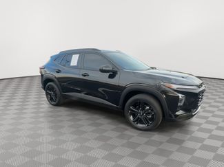 Used 2025 Chevrolet Trax ACTIV w/ Sunroof Package video 2