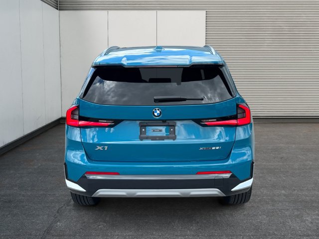 Used 2025 BMW X1 xDrive28i AWD/4WD image 4
