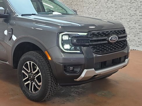 New 2025 Ford Ranger Lariat w/ Convenience Package image 8