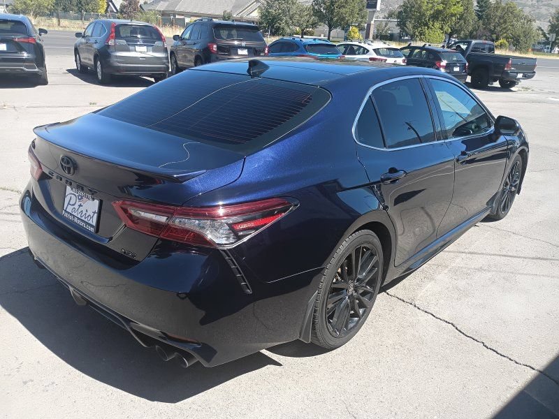 Used 2021 Toyota Camry XSE FWD image 5
