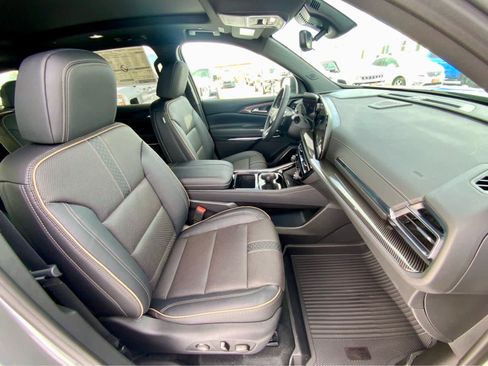 New 2026 Chevrolet Traverse High Country w/ LPO, Floor Liner Package image 26