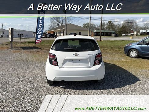Used 2014 Chevrolet Sonic LT FWD image 11