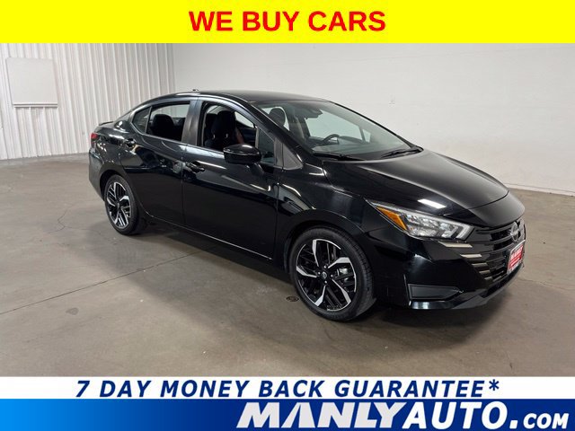 Used 2024 Nissan Versa SR FWD image 1