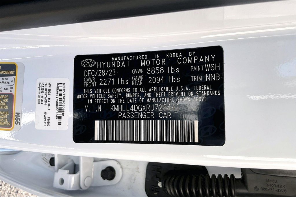 Used 2024 Hyundai Elantra SE FWD image 18