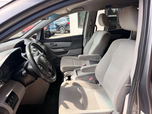 Used 2012 Honda Odyssey EX image 10