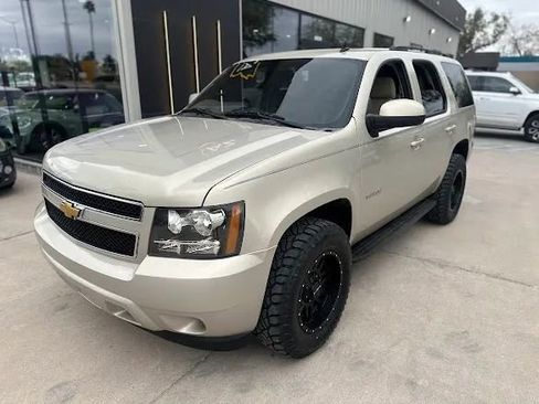 Used 2012 Chevrolet Tahoe LS image 3