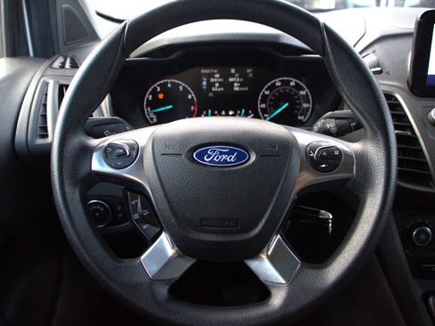Used 2019 Ford Transit Connect XLT image 23