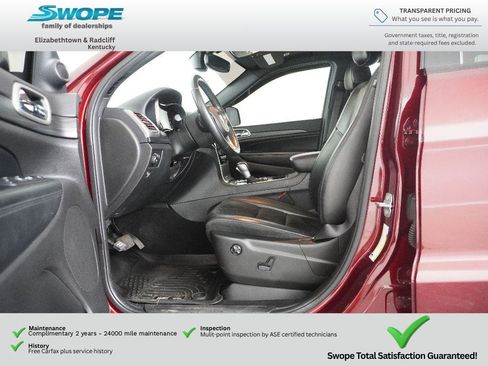 Used 2019 Jeep Grand Cherokee Altitude AWD/4WD image 12