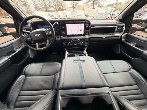 Used 2025 Ford F350 Platinum image 9