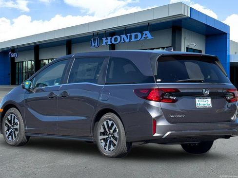 New 2026 Honda Odyssey EX-L image 10