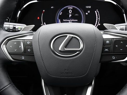 Used 2026 Lexus NX 350h 350h Premium image 11