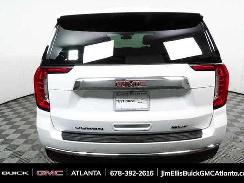 Used 2023 GMC Yukon SLT w/ SLT Premium Package image 26