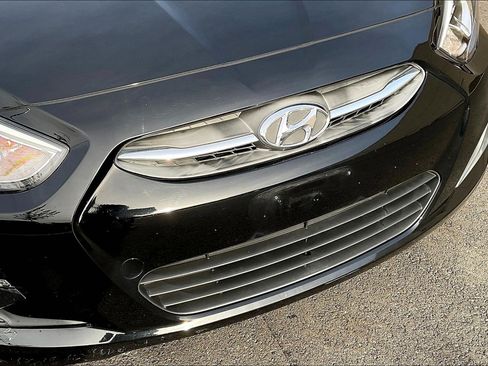 Used 2016 Hyundai Accent SE FWD image 29