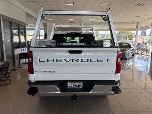 Used 2022 Chevrolet Silverado 1500 LT image 4