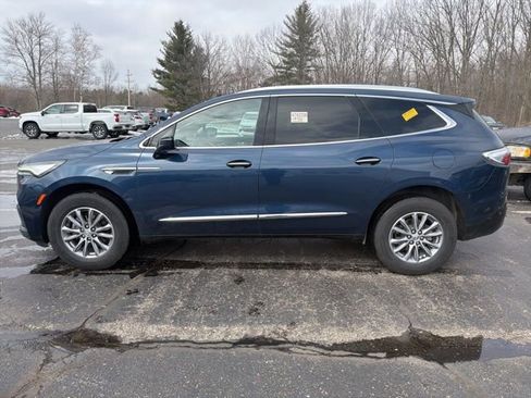 Certified 2023 Buick Enclave Essence image 6