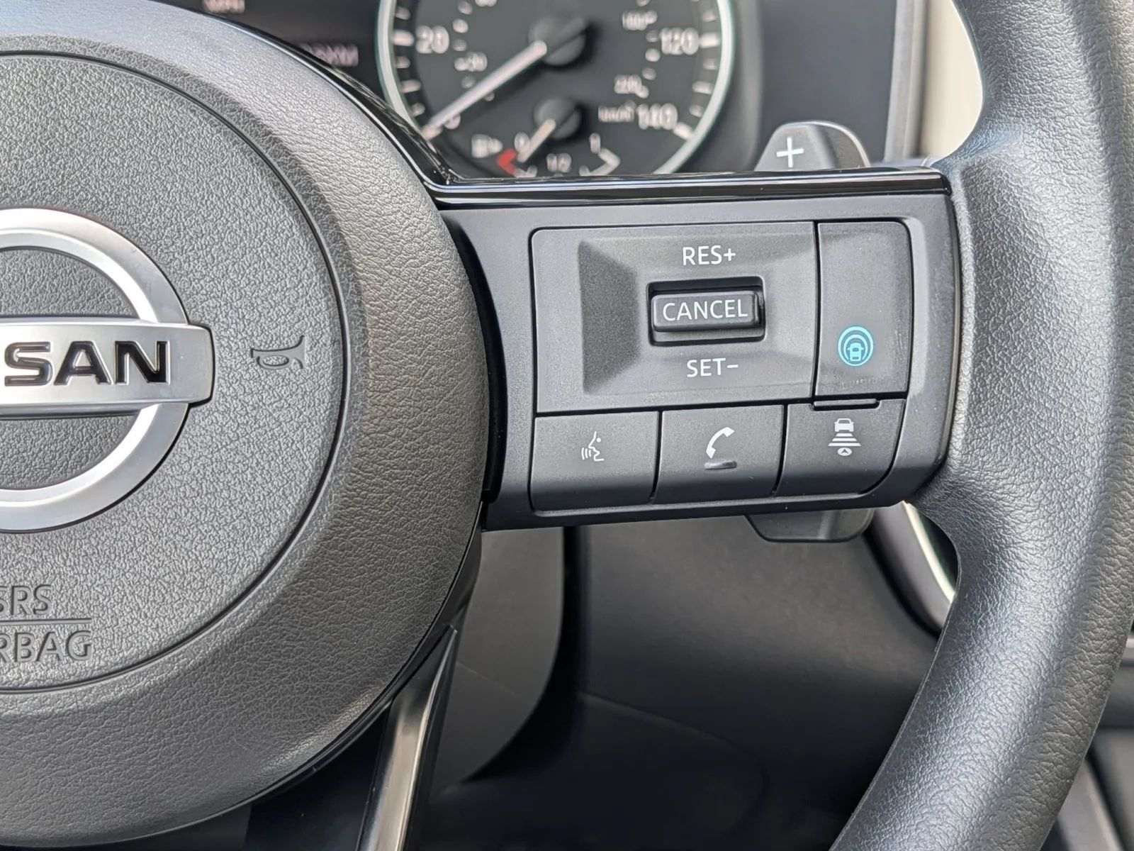 Used 2021 Nissan Rogue SV FWD image 22