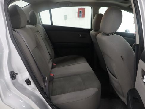 Used 2012 Nissan Sentra 2.0 SR w/ Special Edition Pkg FWD image 17