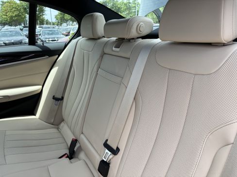 Used 2023 BMW 530i xDrive w/ Premium Package AWD/4WD image 33