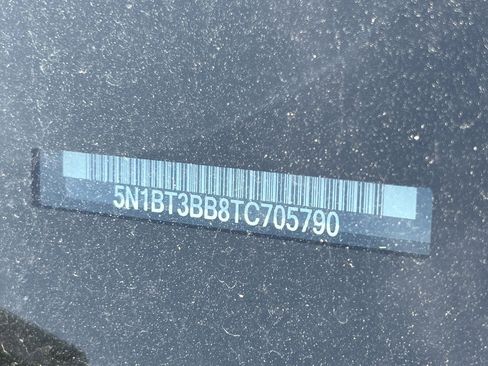 Certified 2026 Nissan Rogue SV AWD/4WD image 12