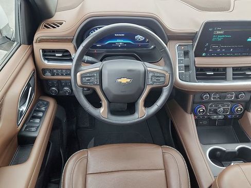 Used 2022 Chevrolet Suburban High Country w/ Max Trailering Package image 11