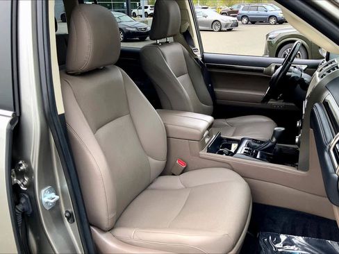 Used 2021 Lexus GX 460 Premium w/ Premium Package AWD/4WD image 9