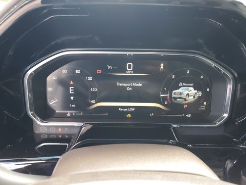 New 2026 GMC Sierra 1500 SLT w/ SLT Premium Package image 15