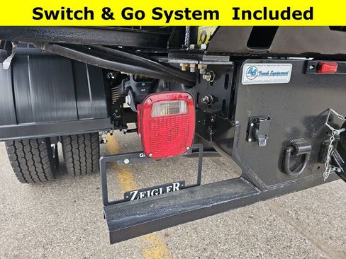 New 2024 RAM 5500 Tradesman image 38