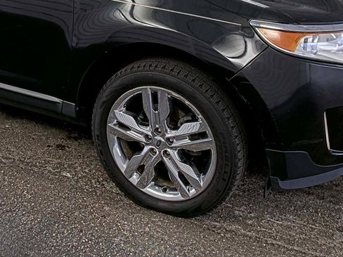 Used 2011 Ford Edge Limited w/ 301A Rapid Spec Order Code FWD image 16