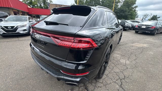 Used 2021 Audi RS Q8 w/ Luxury Package AWD/4WD image 7