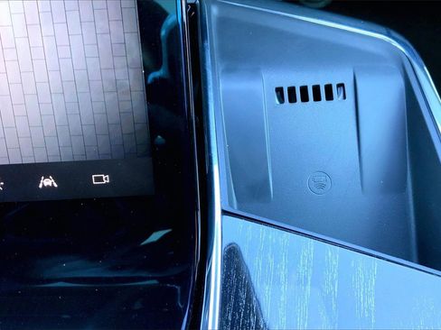 New 2026 Cadillac Escalade IQL Sport 1 w/ LPO, ONYX Package image 28