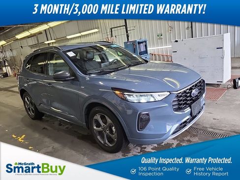Used 2023 Ford Escape ST-Line FWD image 1