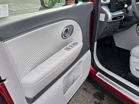 New 2026 Hyundai Ioniq 9 SEL image 17