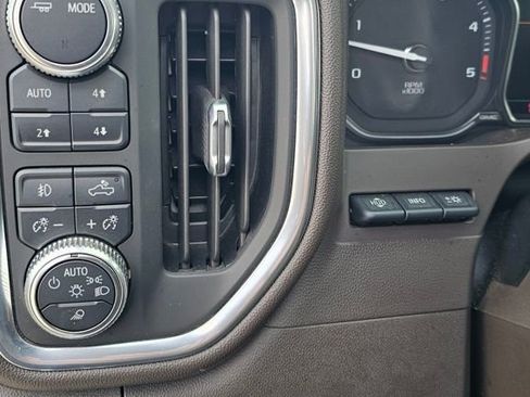 Used 2021 GMC Sierra 3500 Denali w/ Denali Ultimate Package image 10