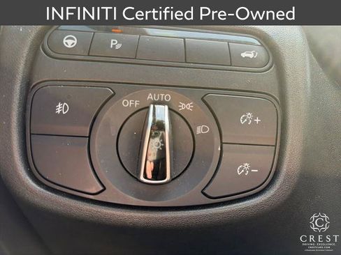 Certified 2022 INFINITI QX50 Essential FWD image 17
