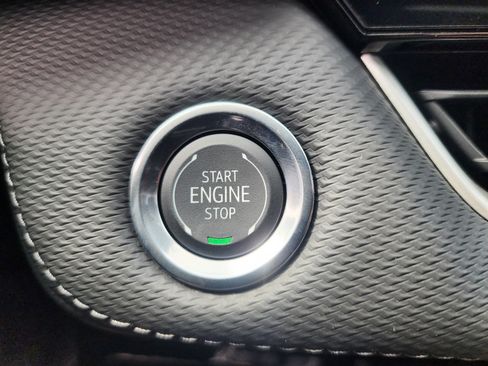 New 2026 Chevrolet Equinox LT w/ Convenience Package II image 32