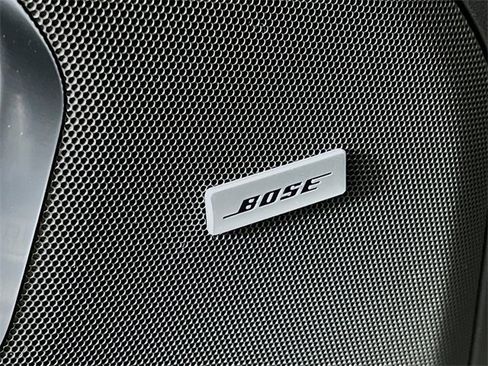 Used 2022 Chevrolet Suburban Premier image 33