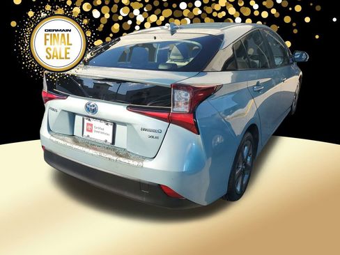 Certified 2019 Toyota Prius XLE image 6