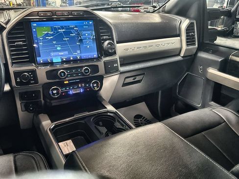 Used 2022 Ford F350 Lariat w/ Tremor Off-Road Package AWD/4WD image 27