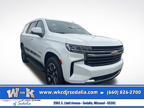 Used 2024 Chevrolet Tahoe LT w/ Luxury Package AWD/4WD image 1
