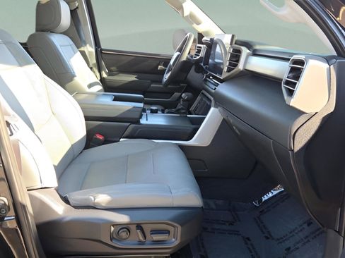 Used 2024 Toyota Sequoia SR5 image 24