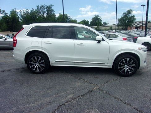 Used 2024 Volvo XC90 B5 Plus AWD/4WD image 5